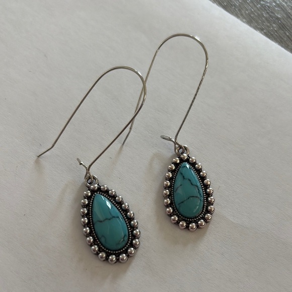 Silver and Turquoise Teardrop Earrings versatile and chic! never worn brand new - Picture 5 of 5